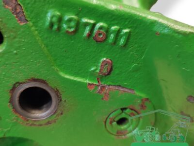 Zwrotnica Zwolnica Półoś RE65603 R112859 JOHN DEERE 7600 7700 7800