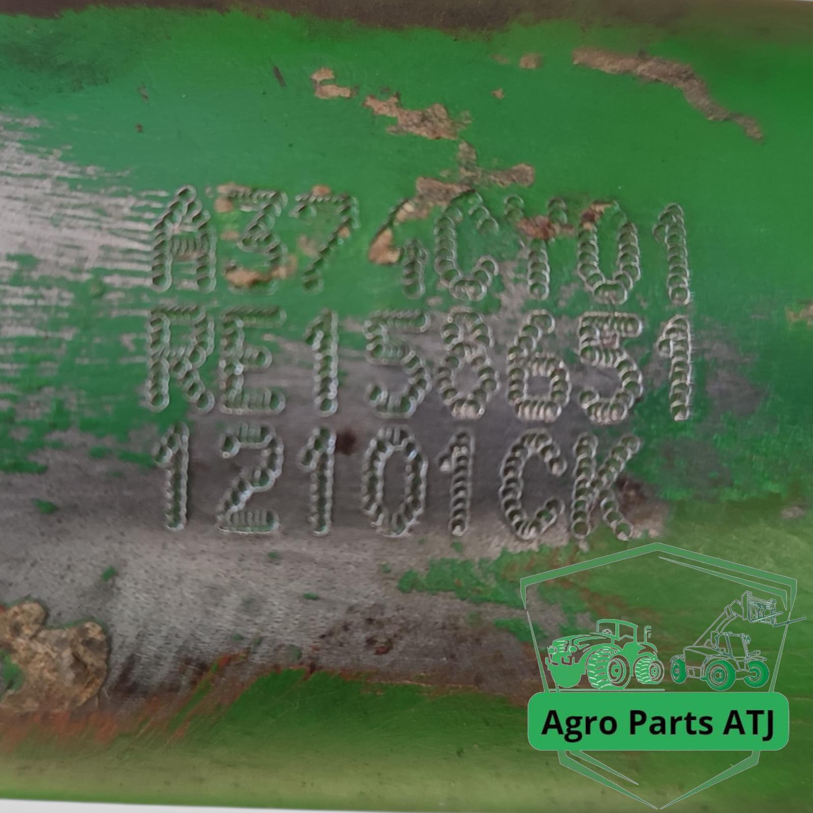 Siłownik hydrauliczny skrętu RE158651 John Deere 7700