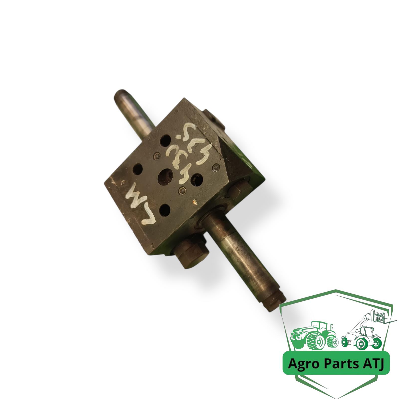 Zawór hydrauliczny rewersu skrzyni biegów New Holland LM 430