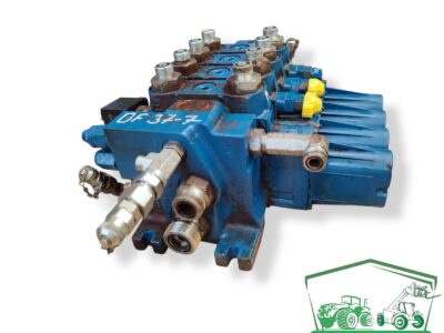 Rozdzielacz Rexroth 08101197 08103245 Deutz-Fahr Agrovector 33.7.