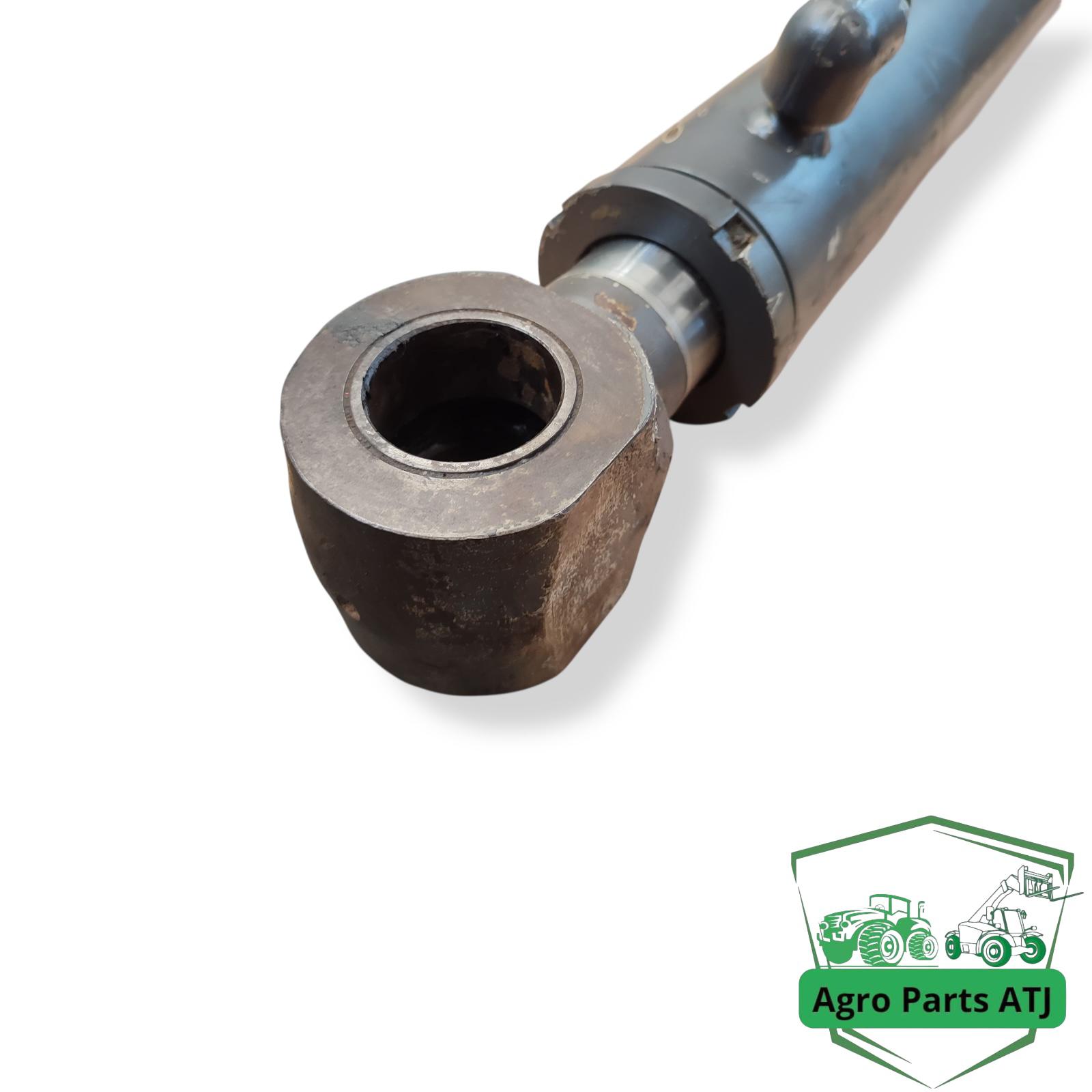 Siłownik tylnej łyżki 6111070M91 Terex TLB 860