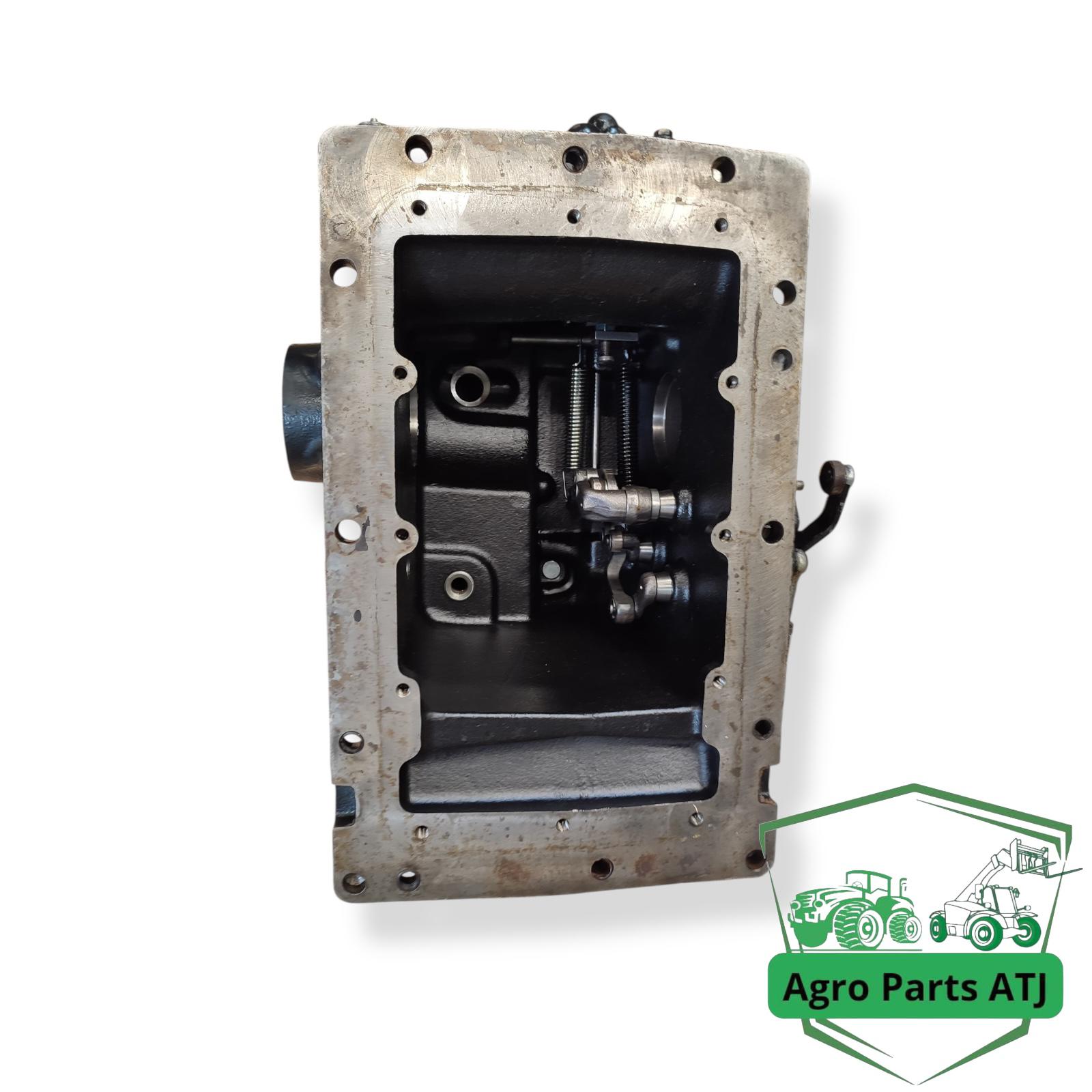 Plecak Podstawa Pompy Hydraulicznej ZM 001566905 Deutz-fahr Agrofarm 85