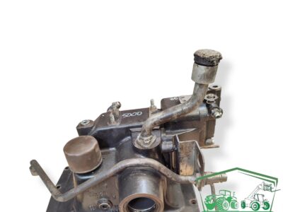 Plecak Podstawa Pompy Hydraulicznej ZM 001566905 Deutz-fahr Agrofarm 85