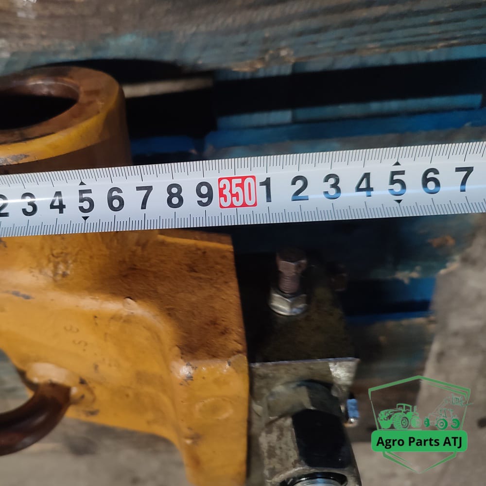 Siłownik Cylinder hydrauliczny ramienia 240929 Manitou MLT 741