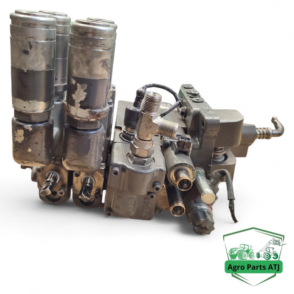 Rozdzielacz hydrauliczny R917007994 Rexroth ACV022653 VALTRA N174