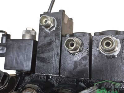 Rozdzielacz 200071943002 Bucher Weidemann 5625 CX80