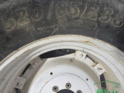 Koła 520x85 R38 BKT Felga DW18lx38 New Holland / Valtra