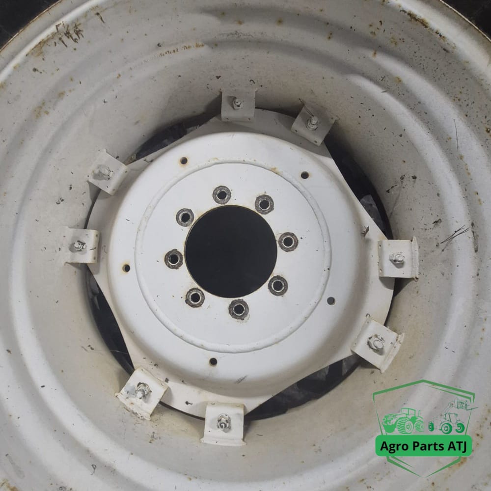 Koła 520x85 R38 BKT Felga DW18lx38 New Holland / Valtra