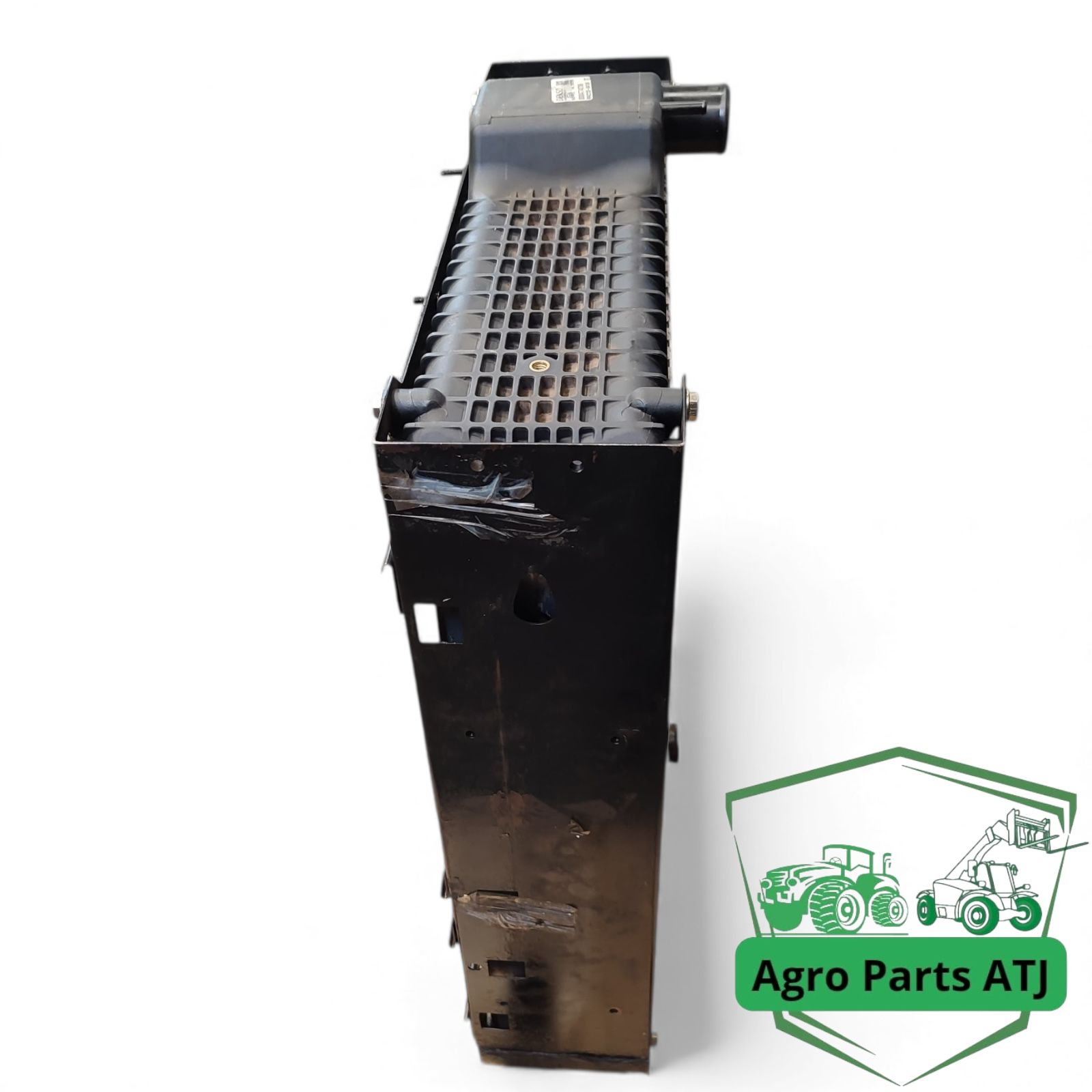 Chłodnica MN422135-60410N Denso 84485110 New Holland / Case / Steyr