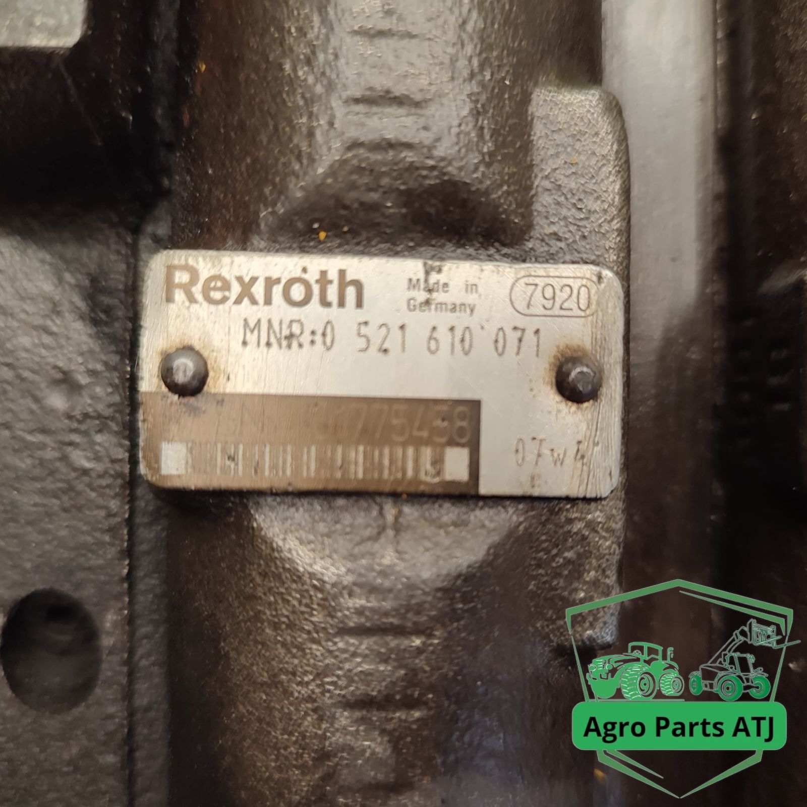 Rozdzielacz SB23 R917005614 0521610071 Deutz-Fahr Agrotron 6.15