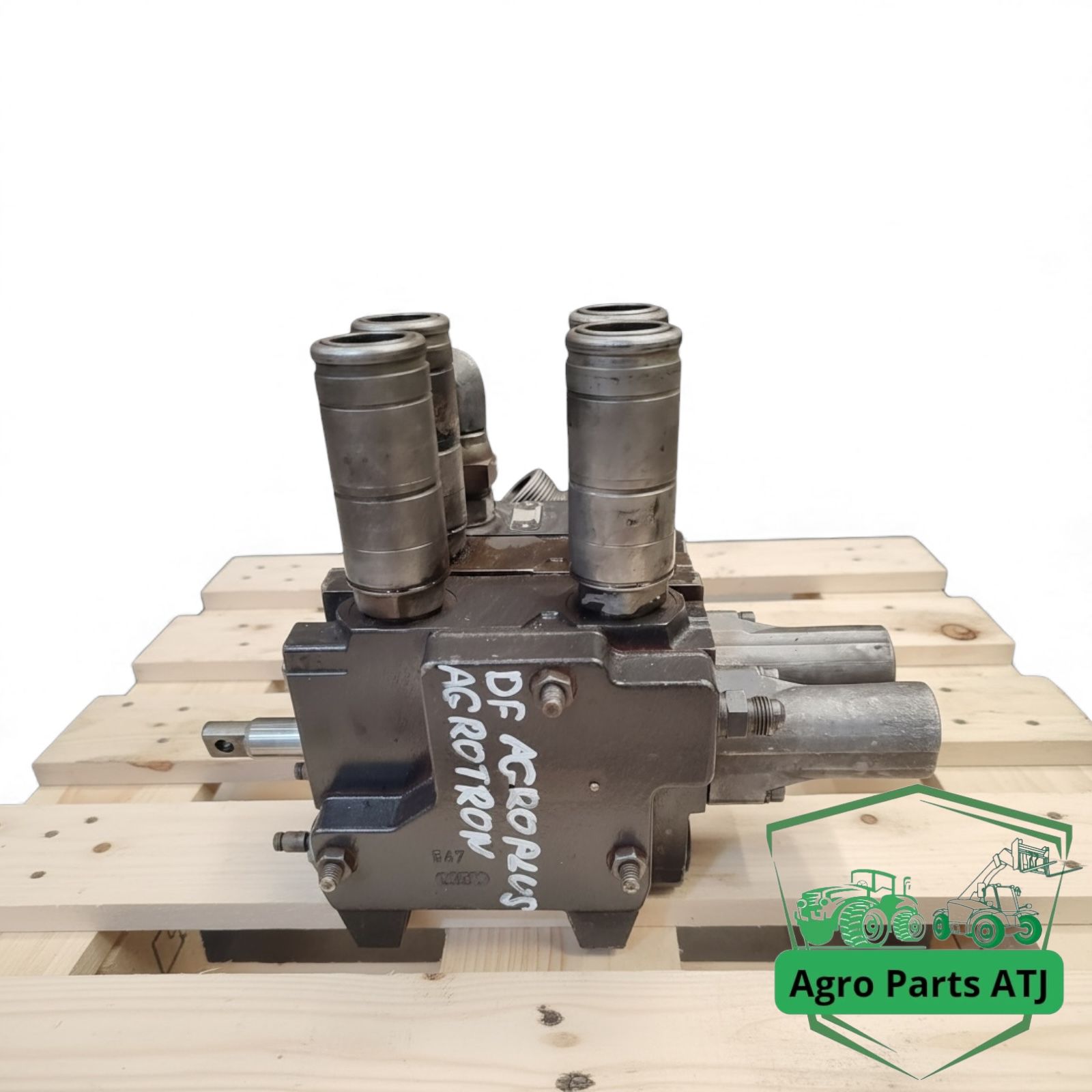 Rozdzielacz SB23 R917005614 0521610071 Deutz-Fahr Agrotron 6.15