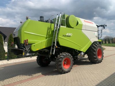 Claas Tucano 430