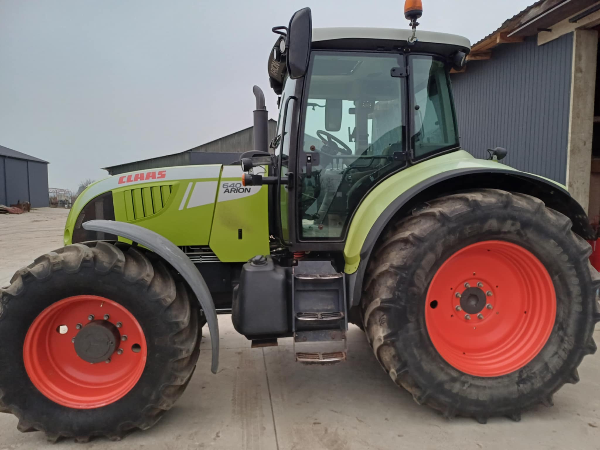 Claas Arion 640 CIS