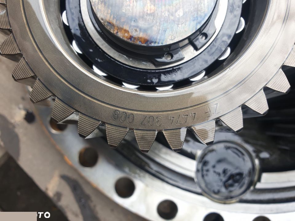 Satelita Liebherr zf 4474307008