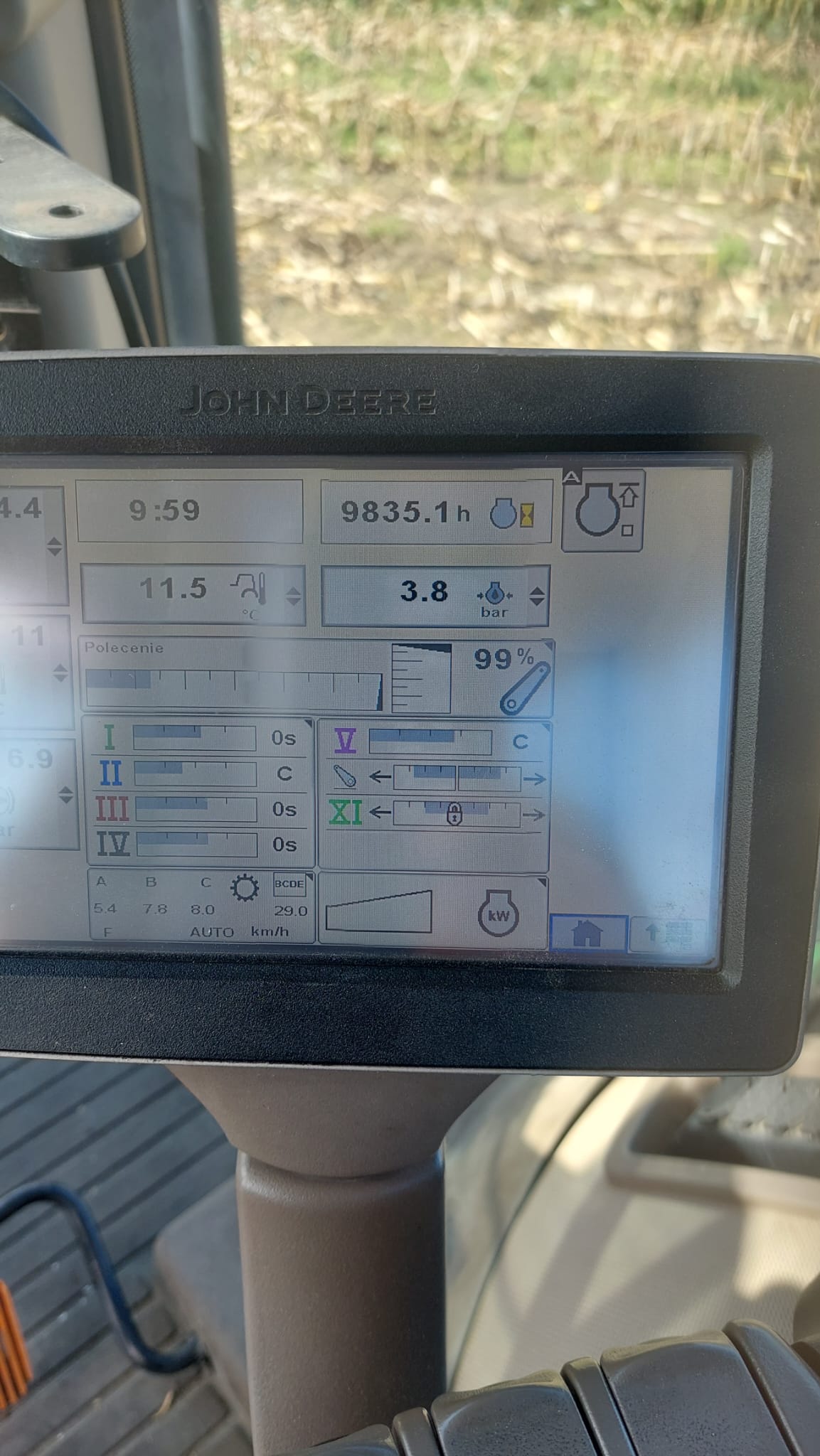 John Deere 7230R. 2012r