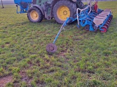 Siewnik do kukurydzy Monosem 8 rzędów. Talerzowy