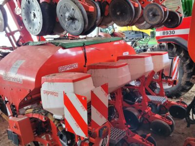 Siewnik do kukurydzy Gaspardo 8 rzędowy, talerzowy