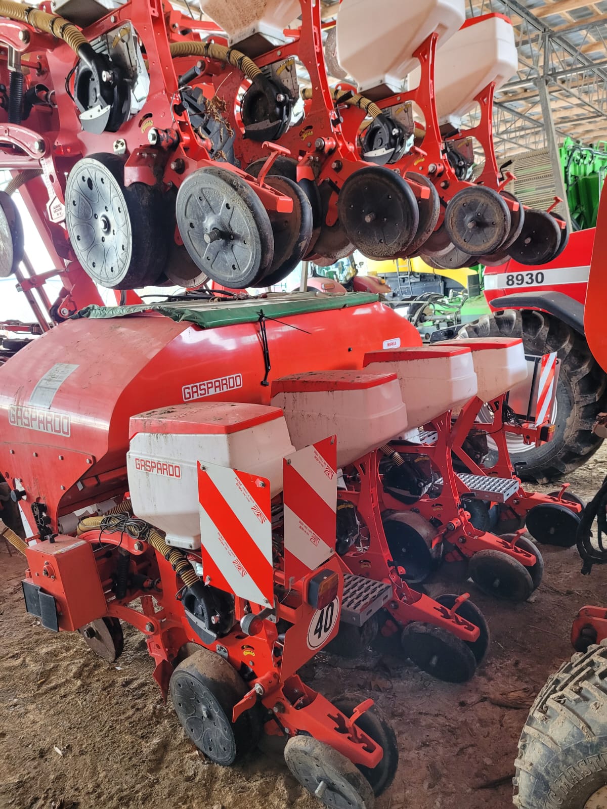 Siewnik do kukurydzy Gaspardo 8 rzędowy, talerzowy