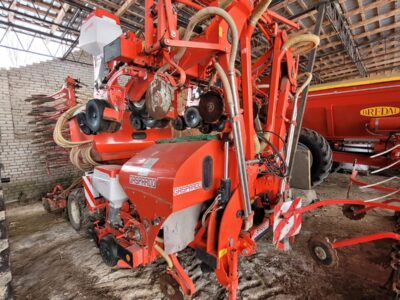 Siewnik do kukurydzy Gaspardo 8 rzędowy, talerzowy