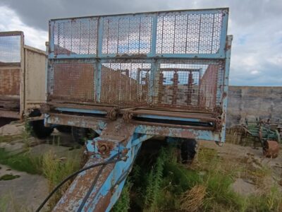 Rozrzutnik obornika T088