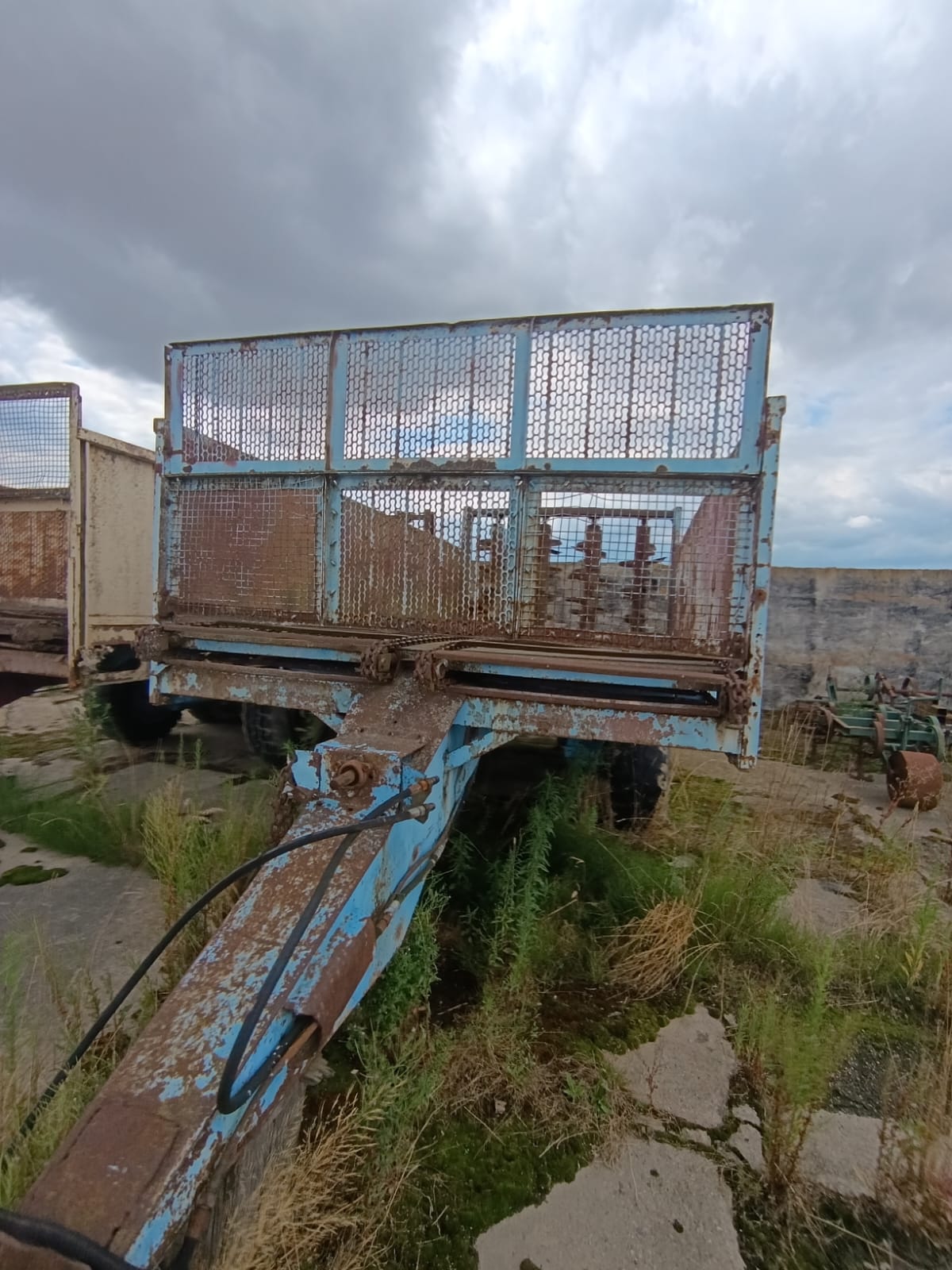 Rozrzutnik obornika T088