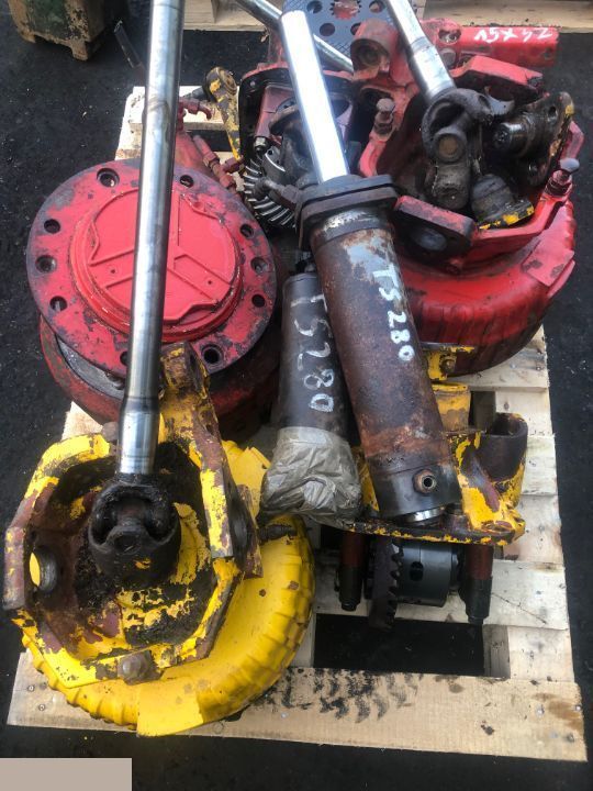 Matbro ts 280 - Siłownik Skrętu