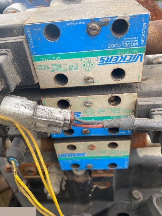 Claas Ranger 970 |Claas Ranger 975 - Zwolnica - Zwrotnica - Półoś - Skrzynia - Silnik - Siłowniki