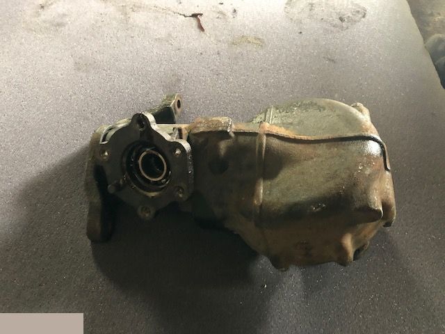 John Deere 2320 2720 4100 4110 - Most Przedni