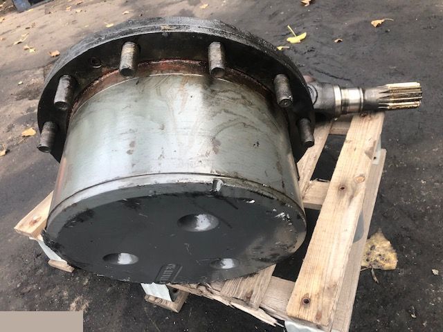 Massey Ferguson 8600 - Zwolnica