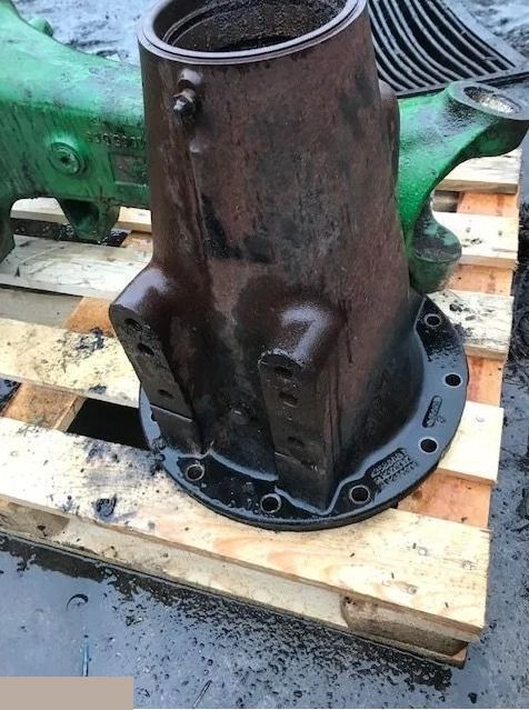 John Deere 6830 6920 6930 - Obudowa Zwolnicy - r260215 r303117 r258609