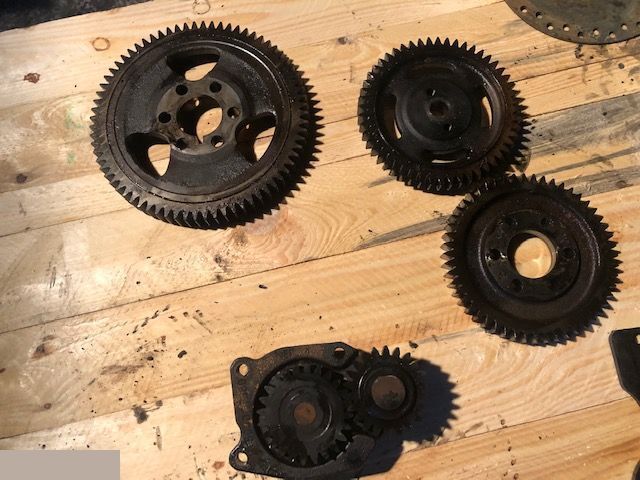 Iveco F4CE04 - Rozrząd [CZĘŚCI]