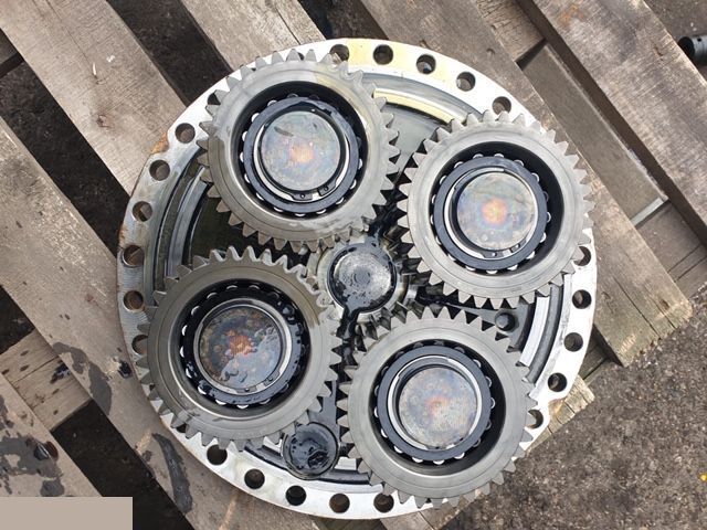 Liebherr L 564 - Zwolnica [CZĘŚCI]