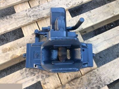 Claas Massey Ferguson - Zaczep 335mm