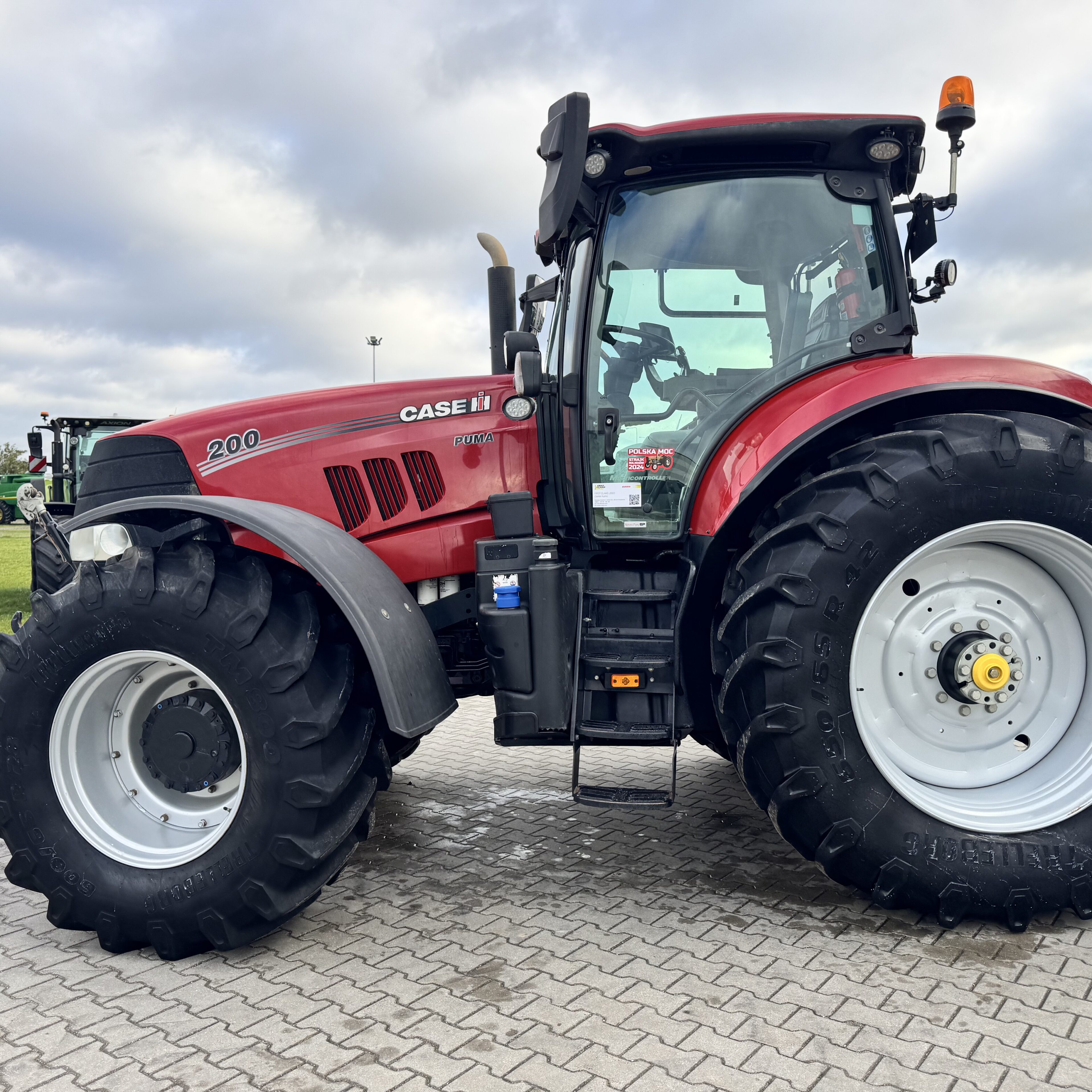 CASE PUMA 200
