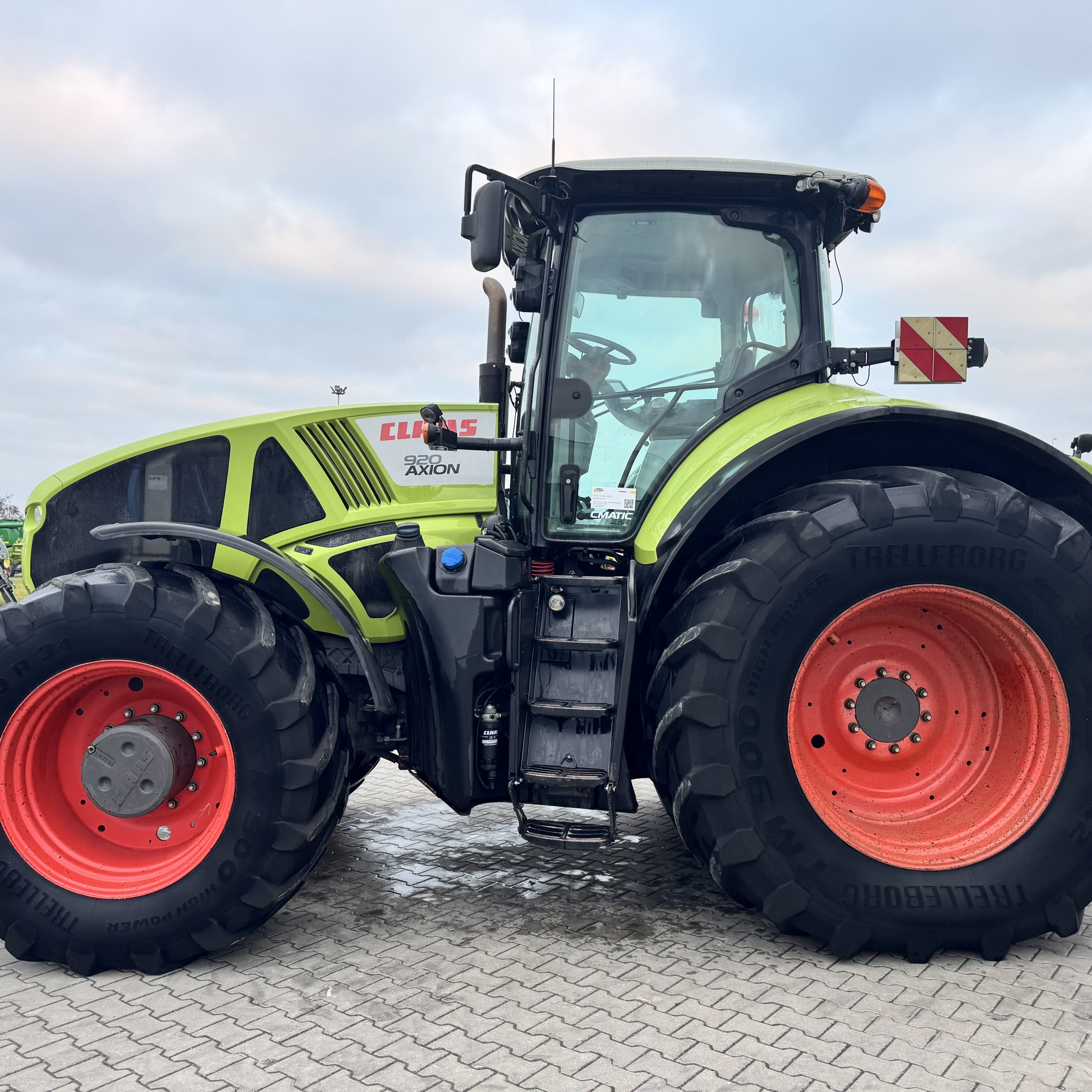 CLAAS AXION 920