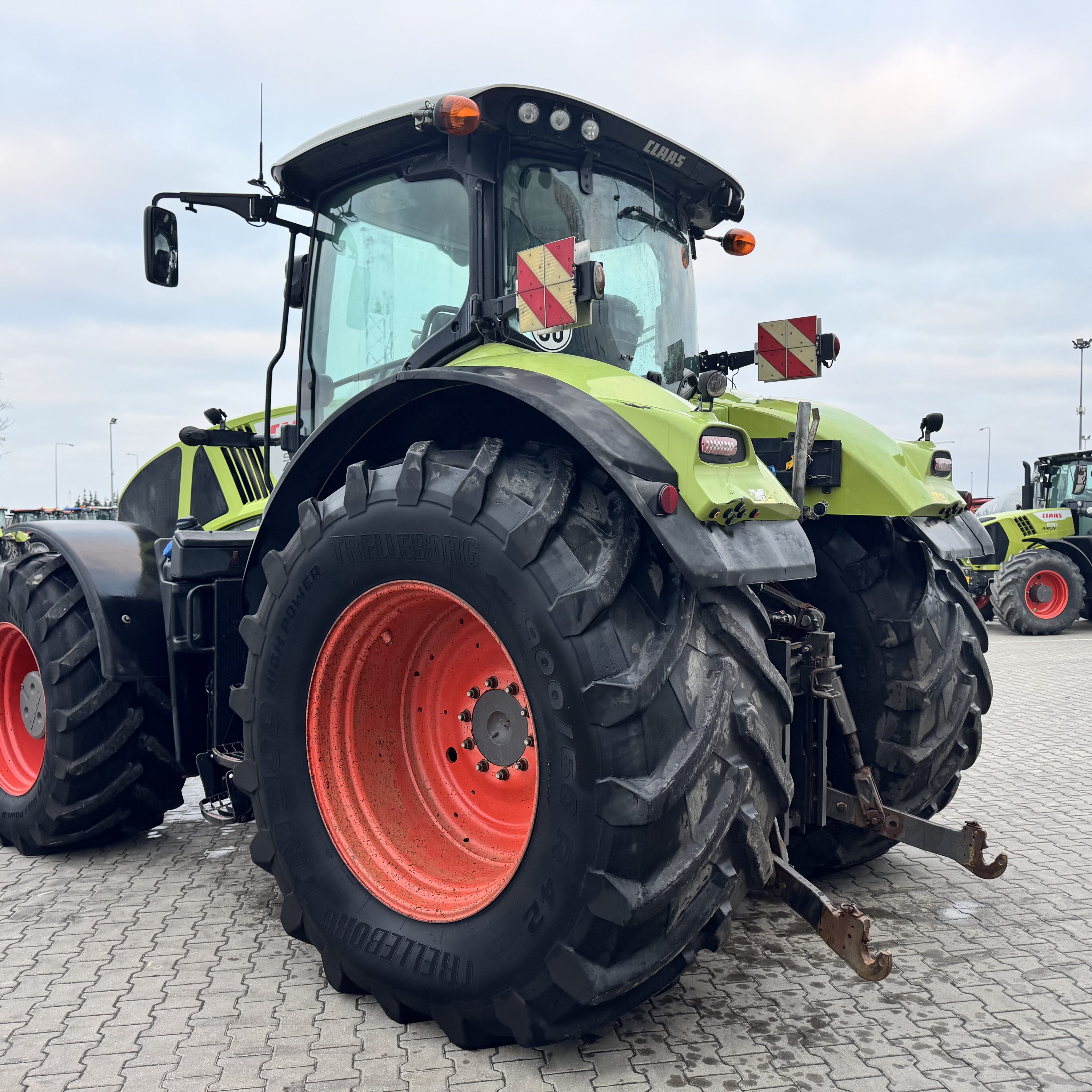CLAAS AXION 920
