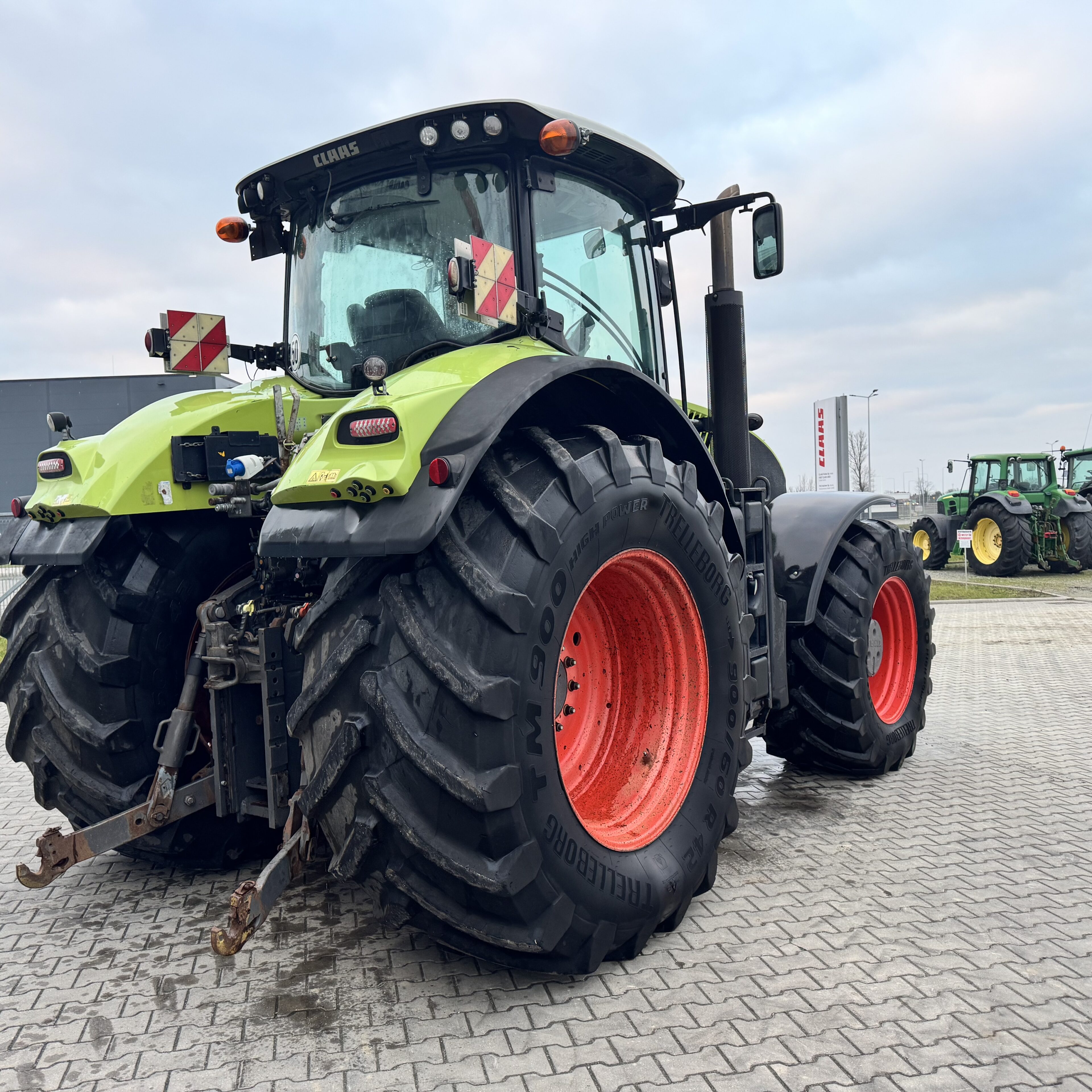 CLAAS AXION 920
