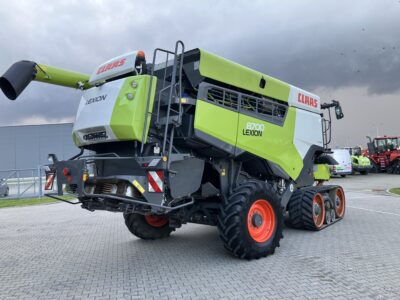 CLAAS LEXION 8700 TERRA TRAC