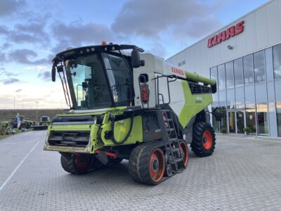 CLAAS LEXION 8700 TERRA TRAC