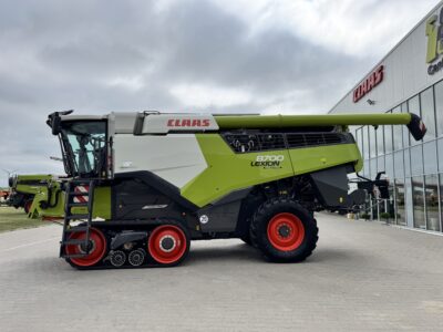 CLAAS LEXION 8700 TERRA TRAC