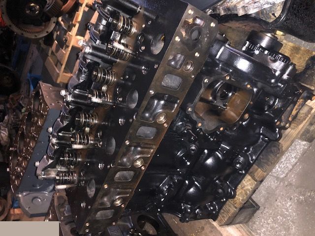 Perkins F5HFL414C Silnik Głowica Cylindrów Blok Cylindrów Wał korbowy