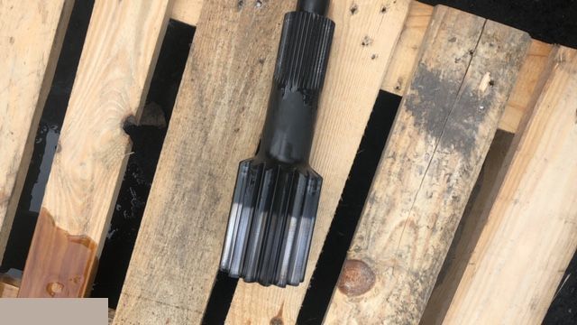 Claas Ares - Zwolnica Tylna