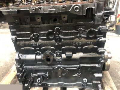 New Holland LM - Silnik [CZĘŚCI]