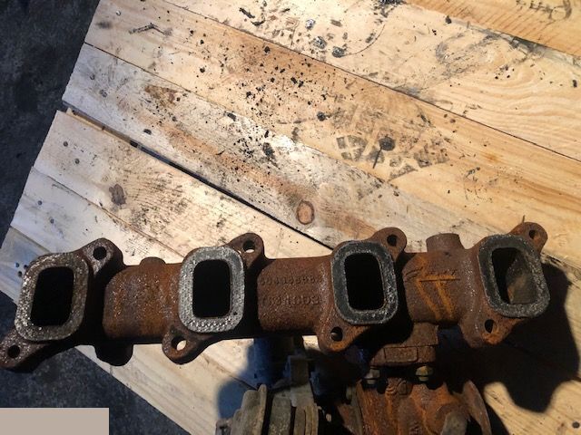 Perkins F5HFL414C - Kolektor Wydechowy