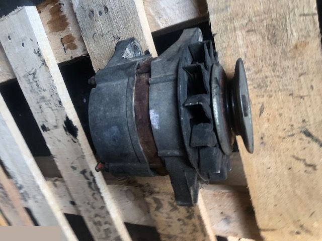 Ford t2 703f 6015 aaa Alternator