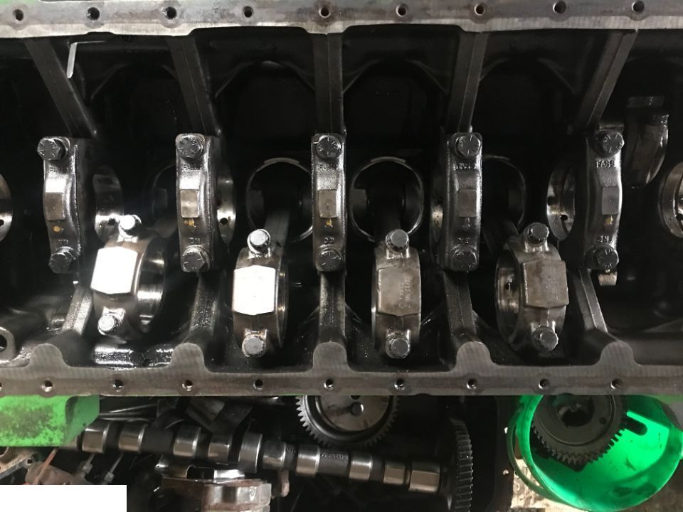 Blok Silnika John Deere 6068 , R504850