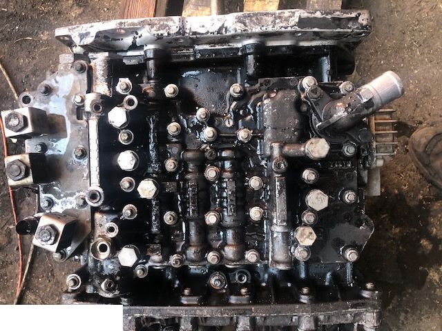 Blok Zaworowy Skrzyni Power Quad