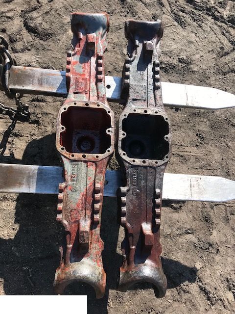 Carraro 28M2B - Obudowa Mostu