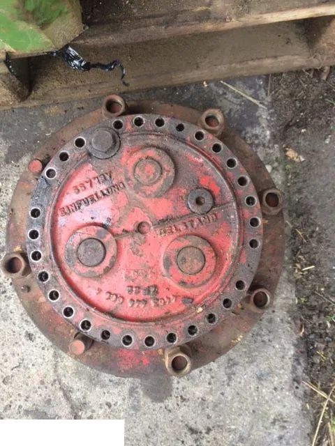 CASE 885 985 995 - Zwolnice [CZĘŚCI]