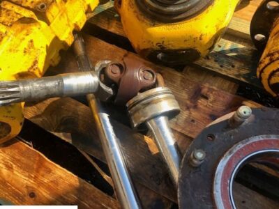 Caterpillar TH - Clark Hurth - Półoś Zwrotnica [CZĘŚCI]